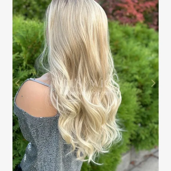 Nel’s standard size Emmie wig - Picture 5 of 6